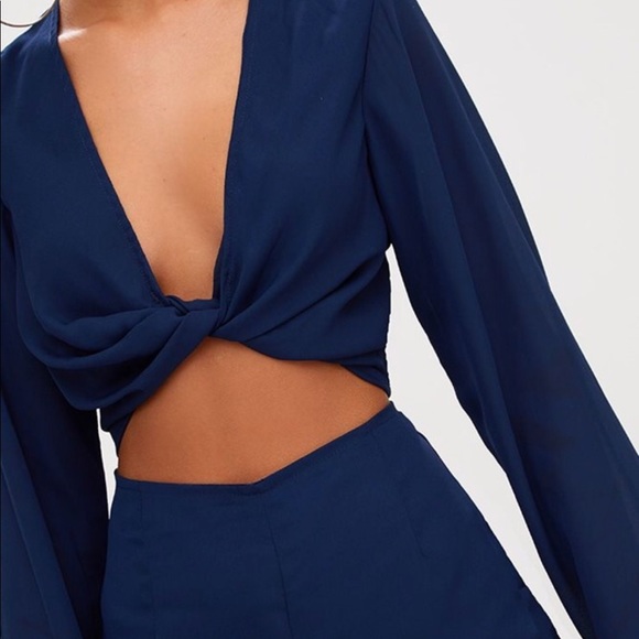 Navy cut-out romper NWT - Picture 5 of 6